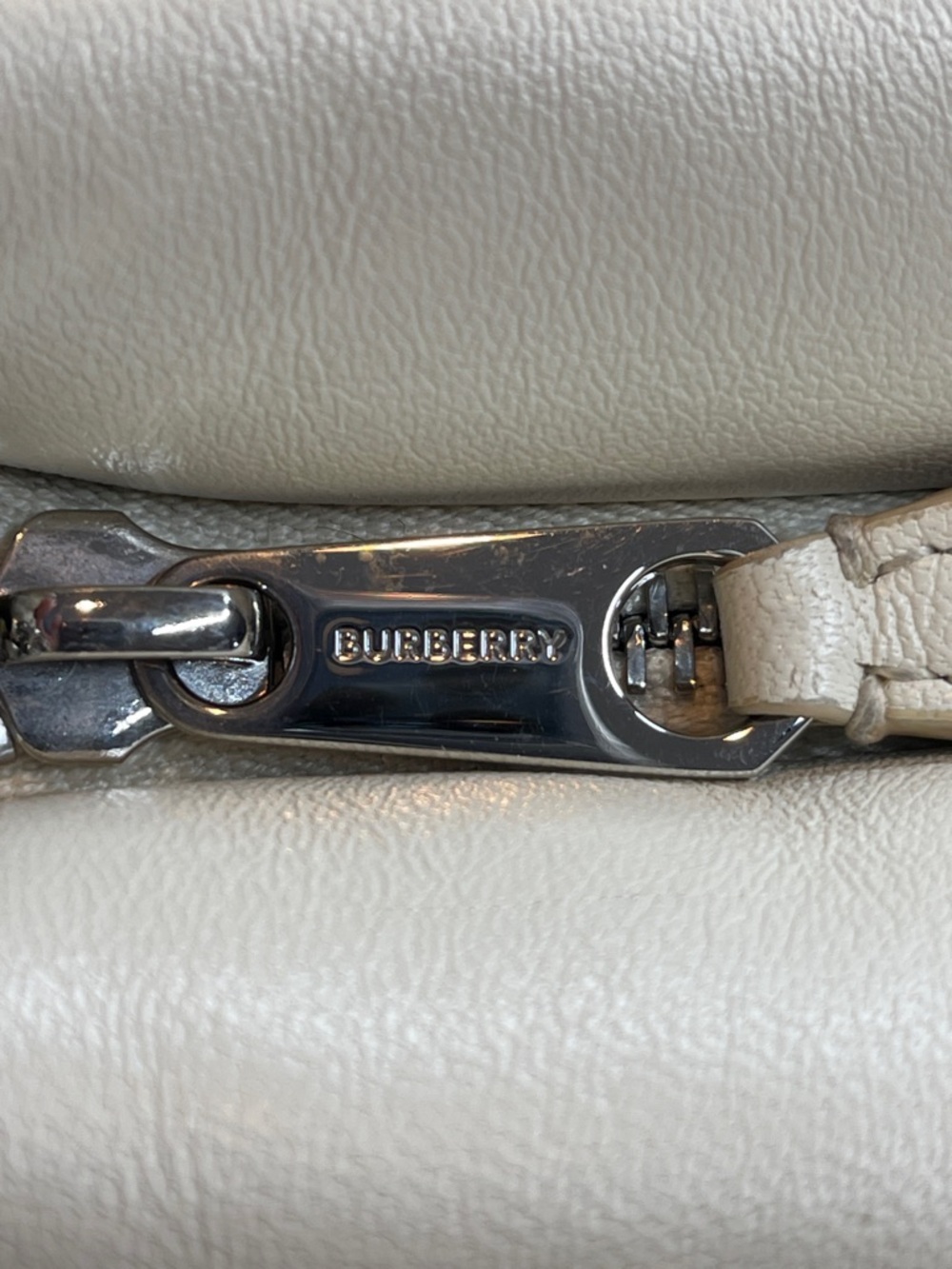 Burberry Lola Quilted Leather Shoulder Bag in Cream - Picture 10 of 15